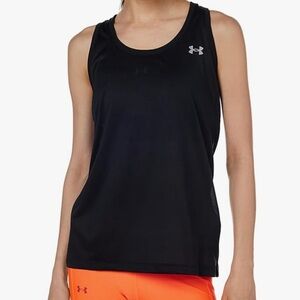 Wonman’s under armour tank top